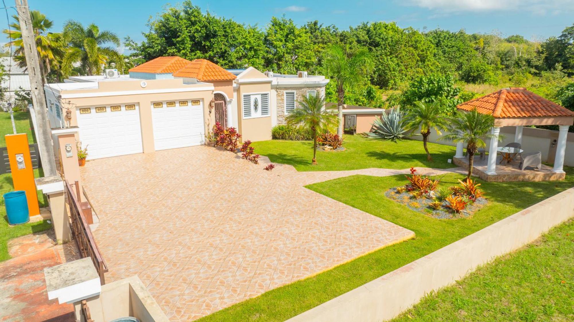 Big Vacation House Moca Екстериор снимка