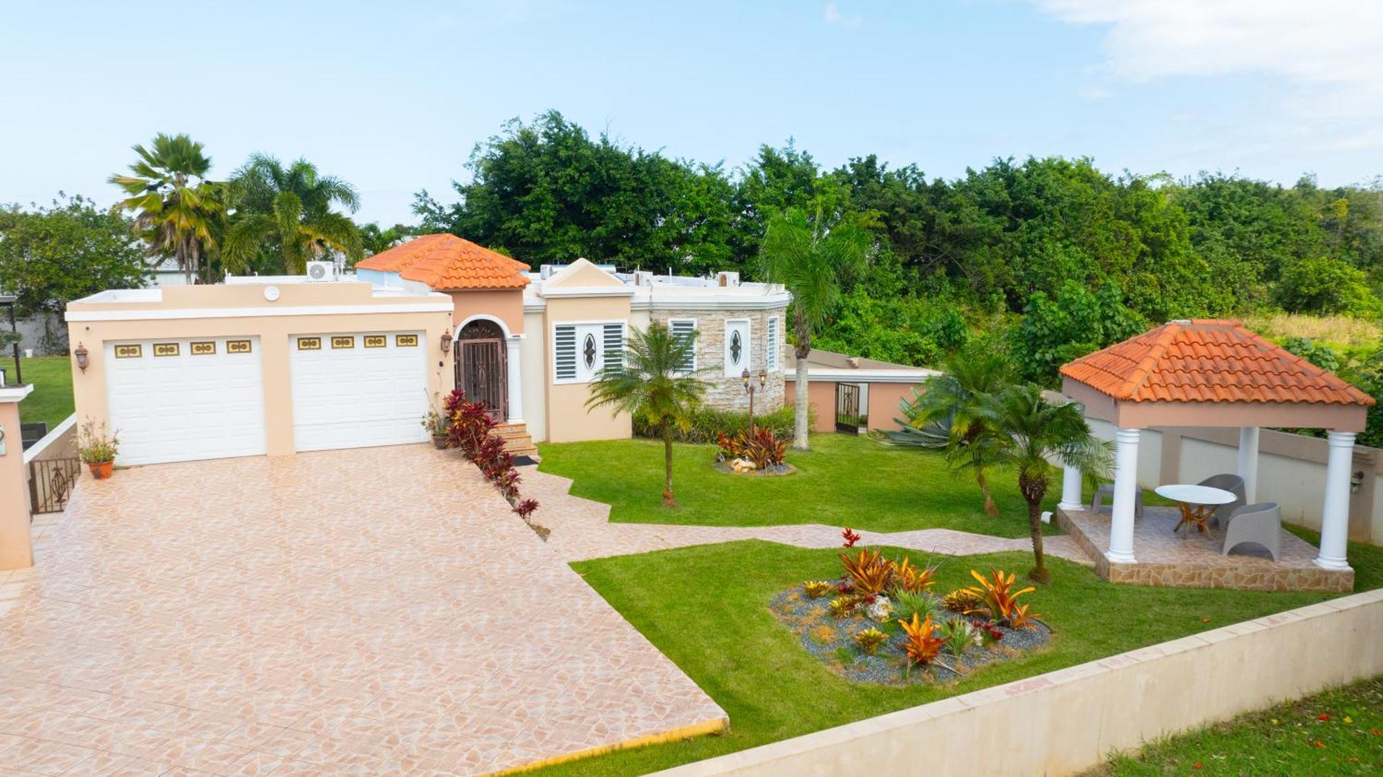 Big Vacation House Moca Екстериор снимка